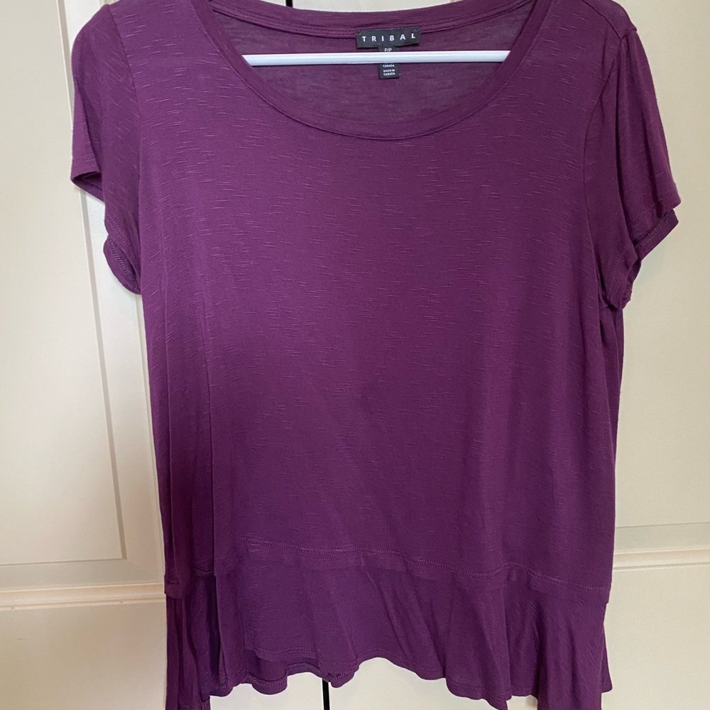 Tribal brand purple t shirt. Like new!